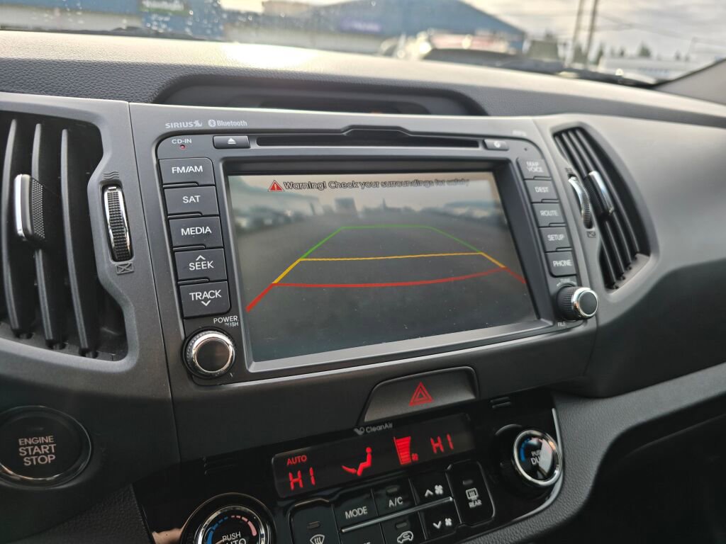 Used 2011 Kia Sportage SX w/ Premium Pkg w/Leather Seats image 33