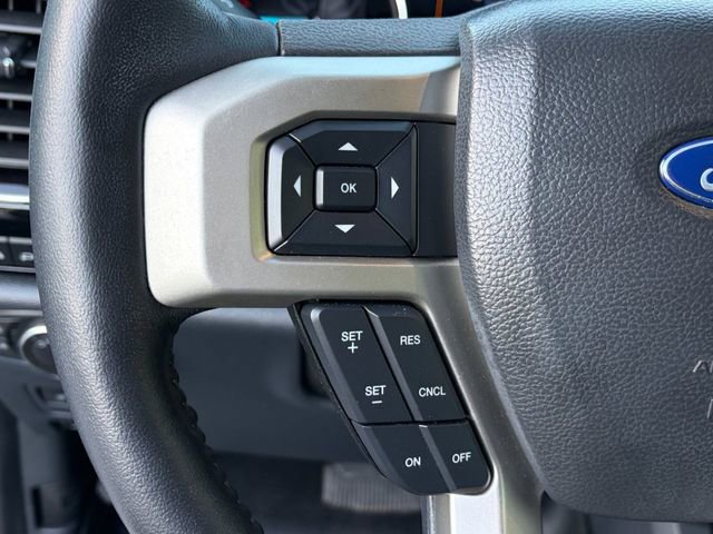 Used 2022 Ford F250 Lariat w/ Black Appearance Package image 6