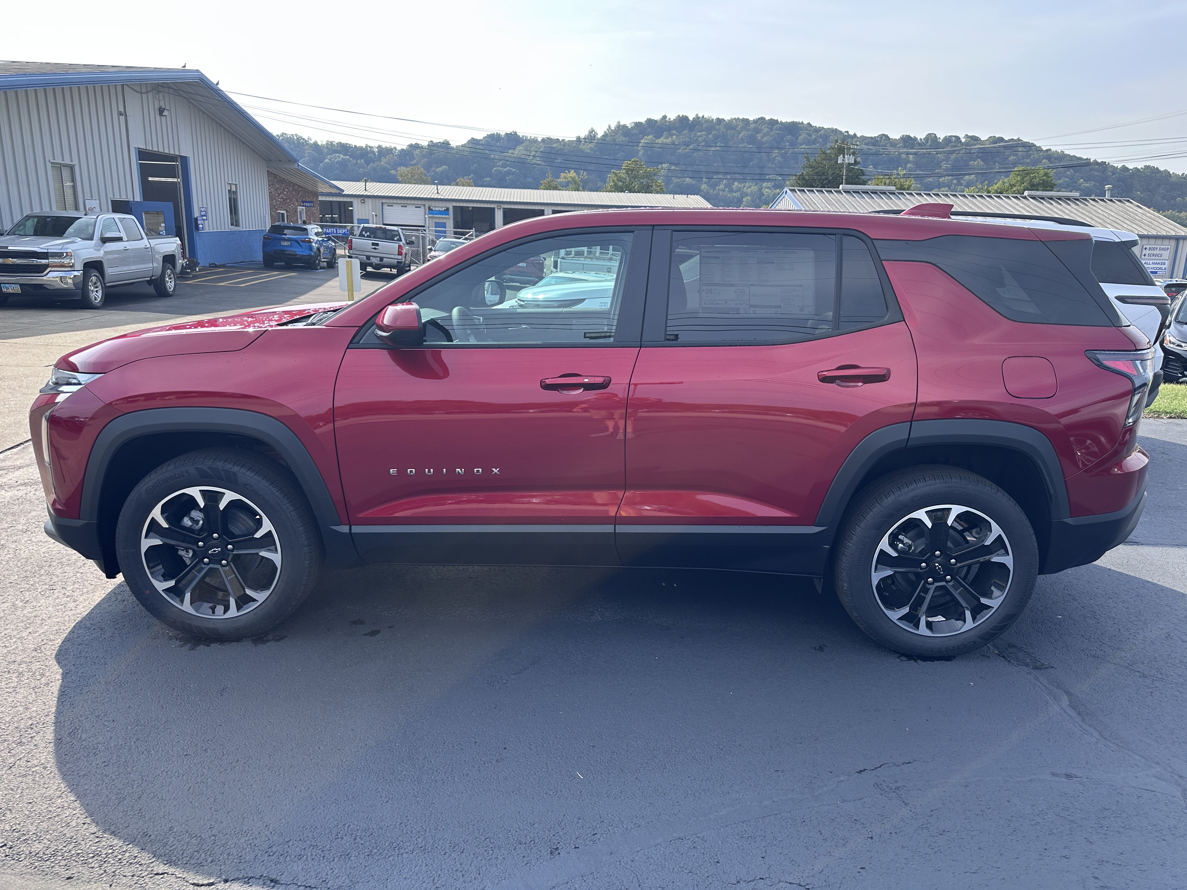 New 2026 Chevrolet Equinox LT w/ Convenience Package II image 5