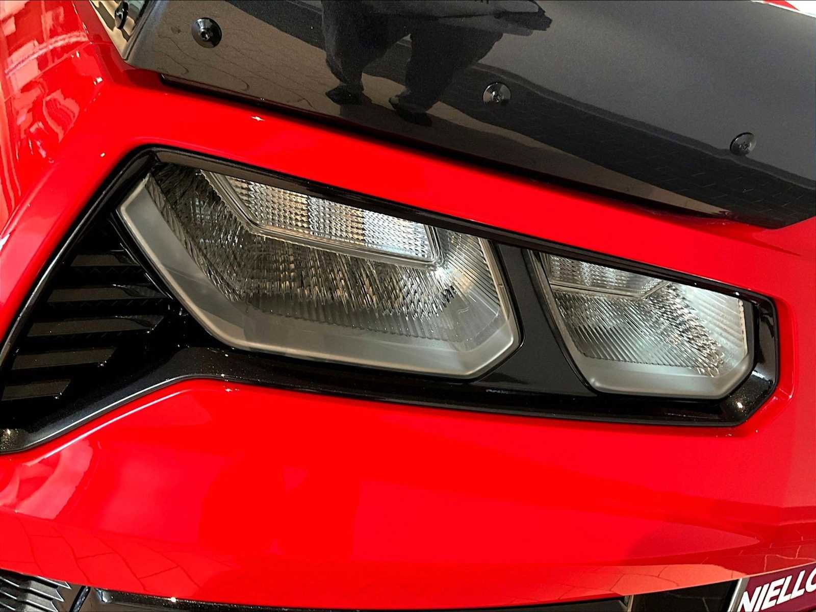 Used 2016 Chevrolet Corvette Z06 w/ 3LZ Preferred Equipment Group image 28