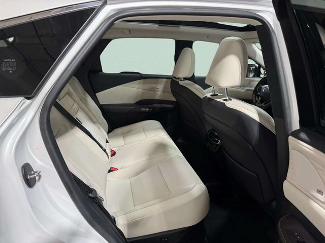 Used 2025 Lexus RX 450h AWD w/ Convenience Package image 30