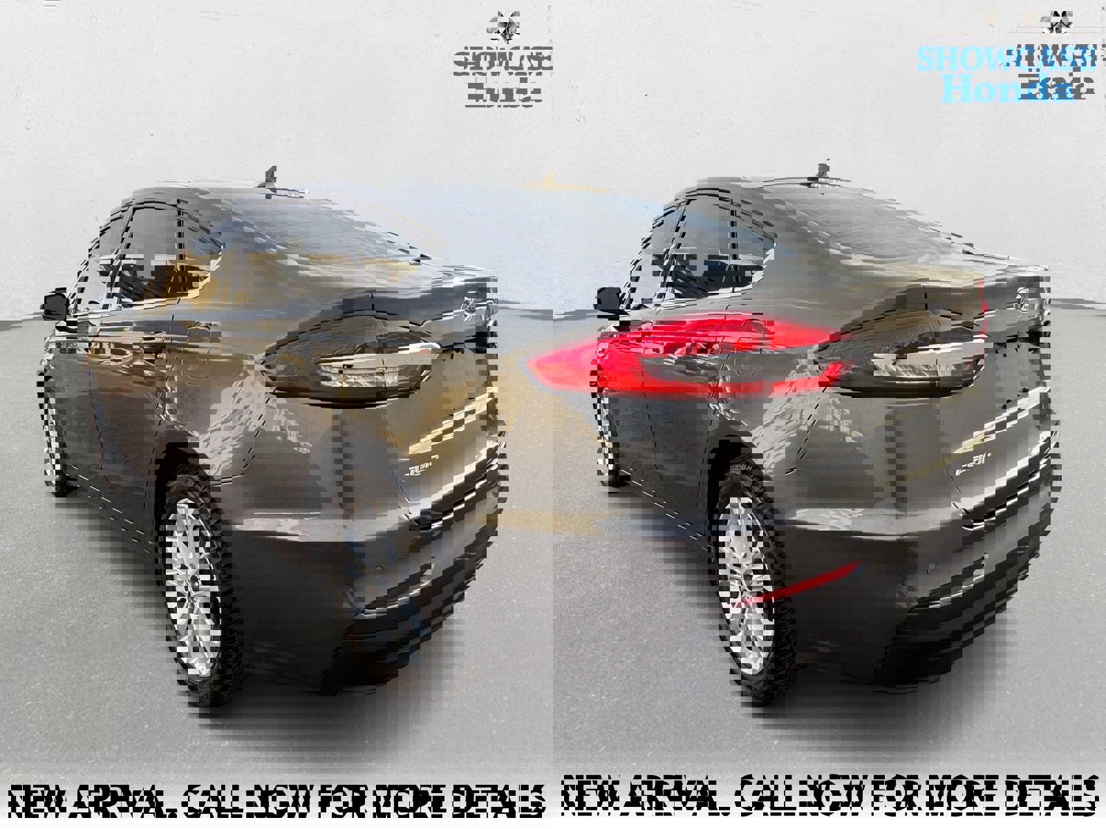 Used 2020 Ford Fusion SE image 4