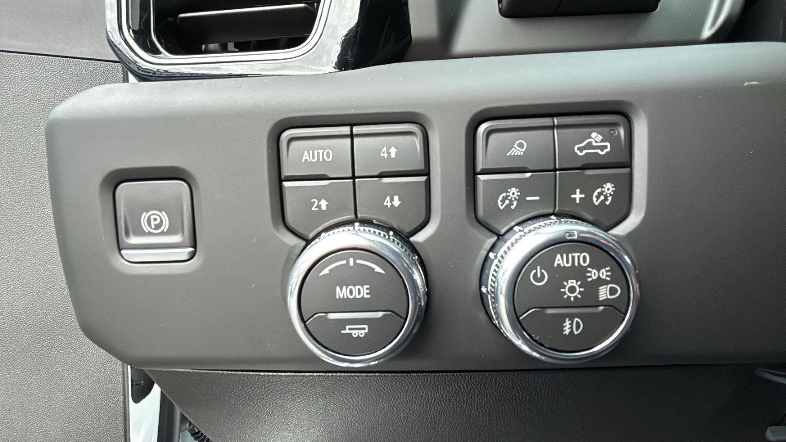 New 2026 GMC Sierra 2500 AT4 w/ AT4 Premium Plus Package image 15