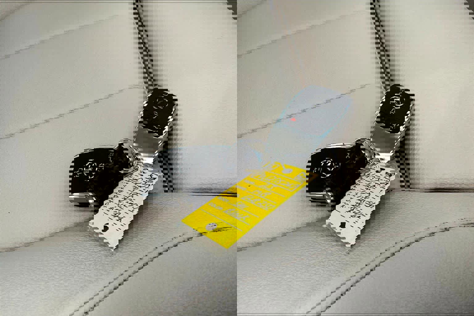 Certified 2023 Mercedes-Benz GLB 250 4MATIC image 14