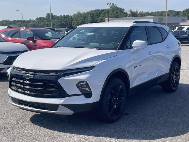 New 2026 Chevrolet Blazer LT w/ LPO, Black Grille Bar Package FWD image 7