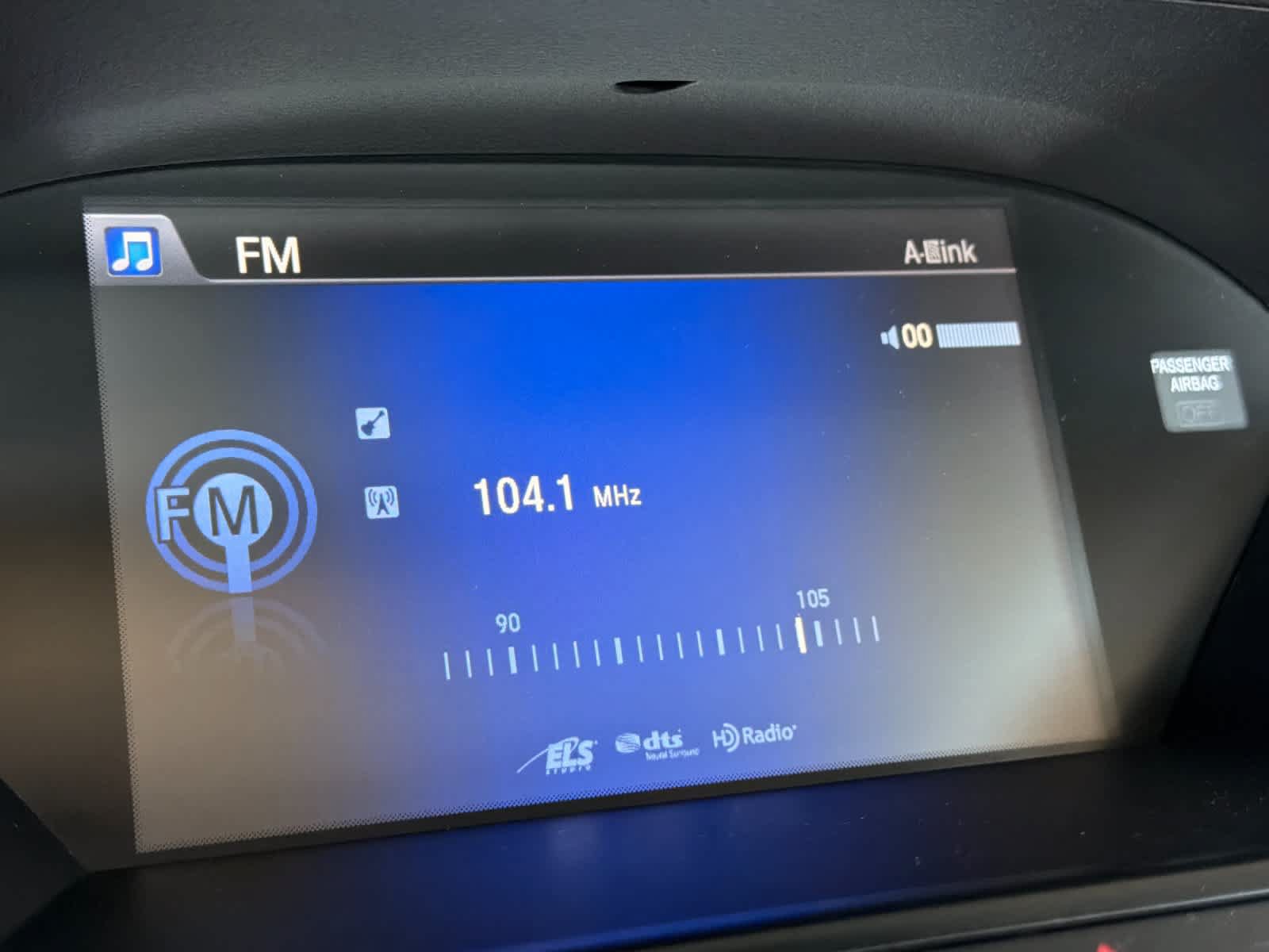 Used 2015 Acura RLX w/ Technology Package FWD image 18