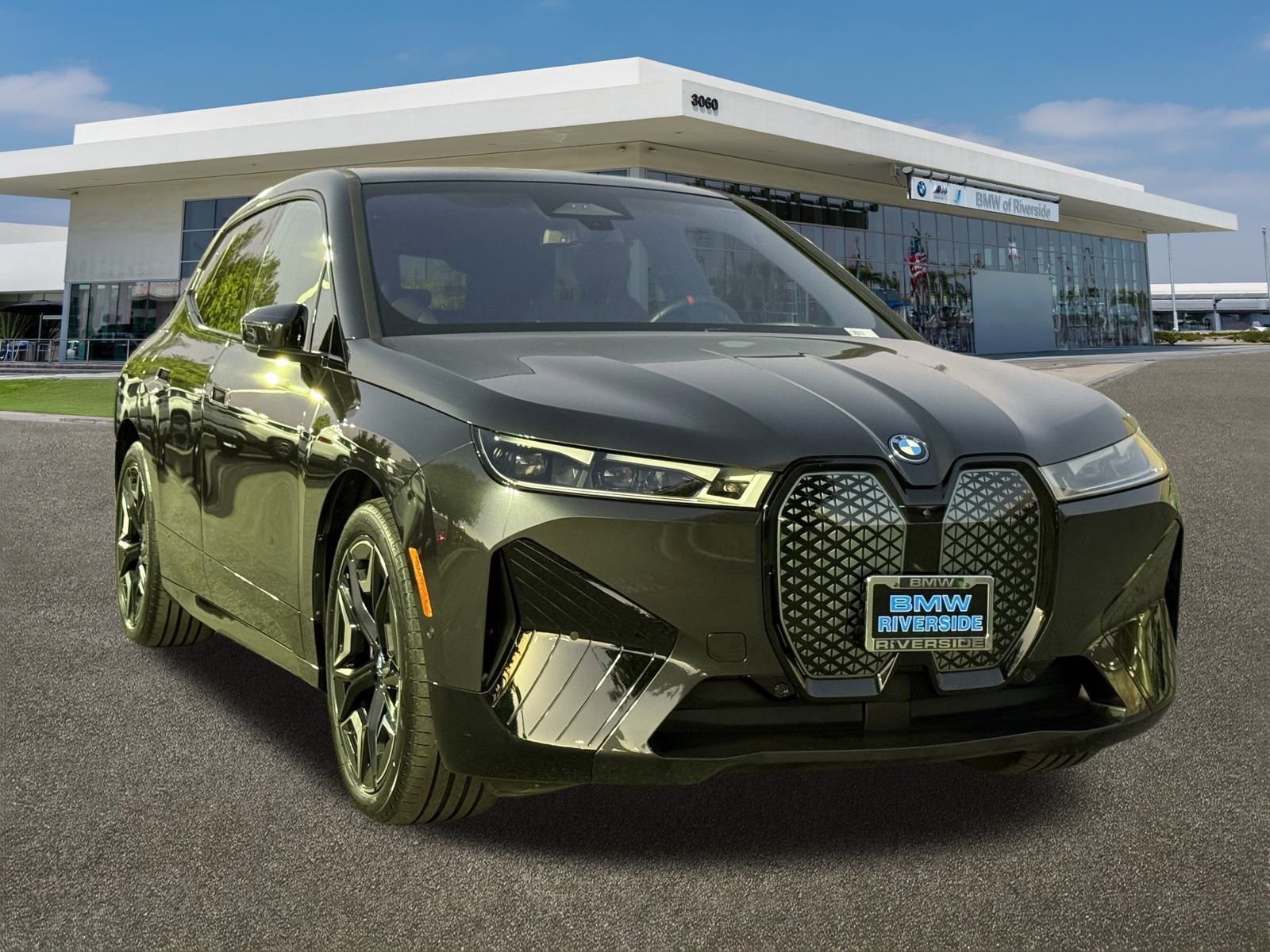 Used 2025 BMW iX M60 image 2
