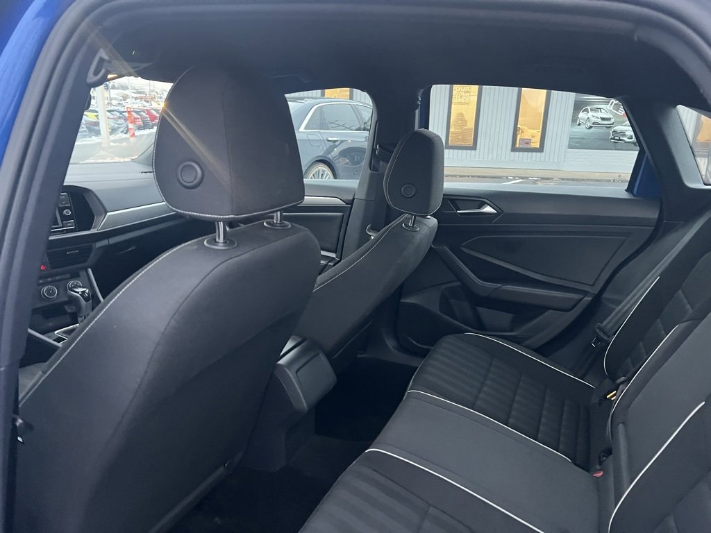 Used 2023 Volkswagen Jetta Sport image 15