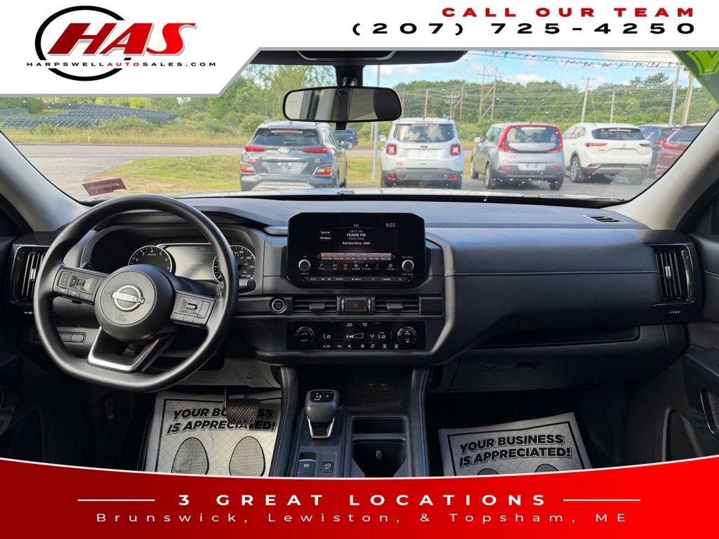 Used 2023 Nissan Pathfinder S AWD/4WD image 17