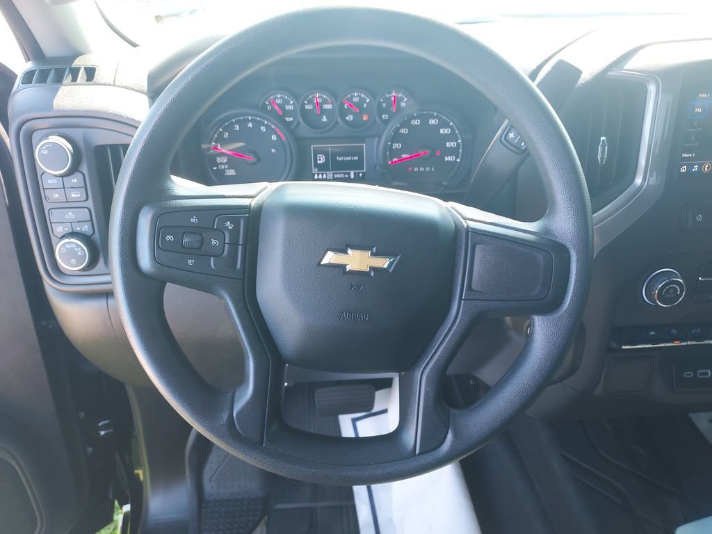 Used 2026 Chevrolet Silverado 1500 Custom AWD/4WD image 17