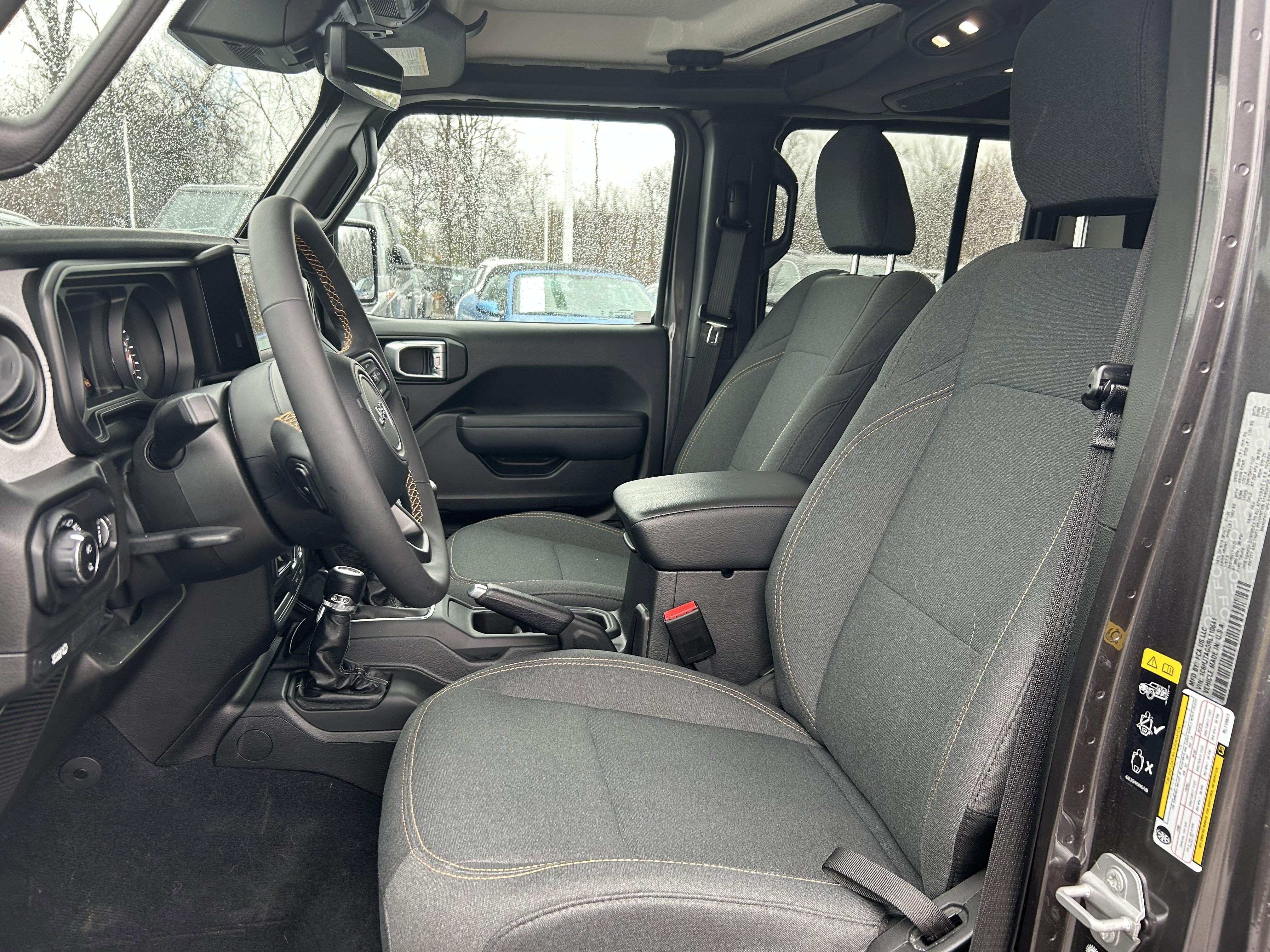 Used 2024 Jeep Gladiator Sport image 21