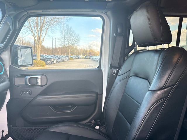 Used 2023 Jeep Wrangler Altitude image 22