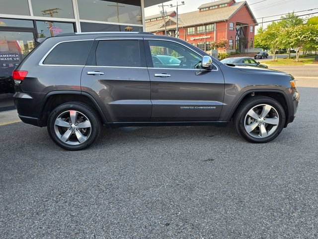 Used 2016 Jeep Grand Cherokee Limited w/ Luxury Group II AWD/4WD image 41
