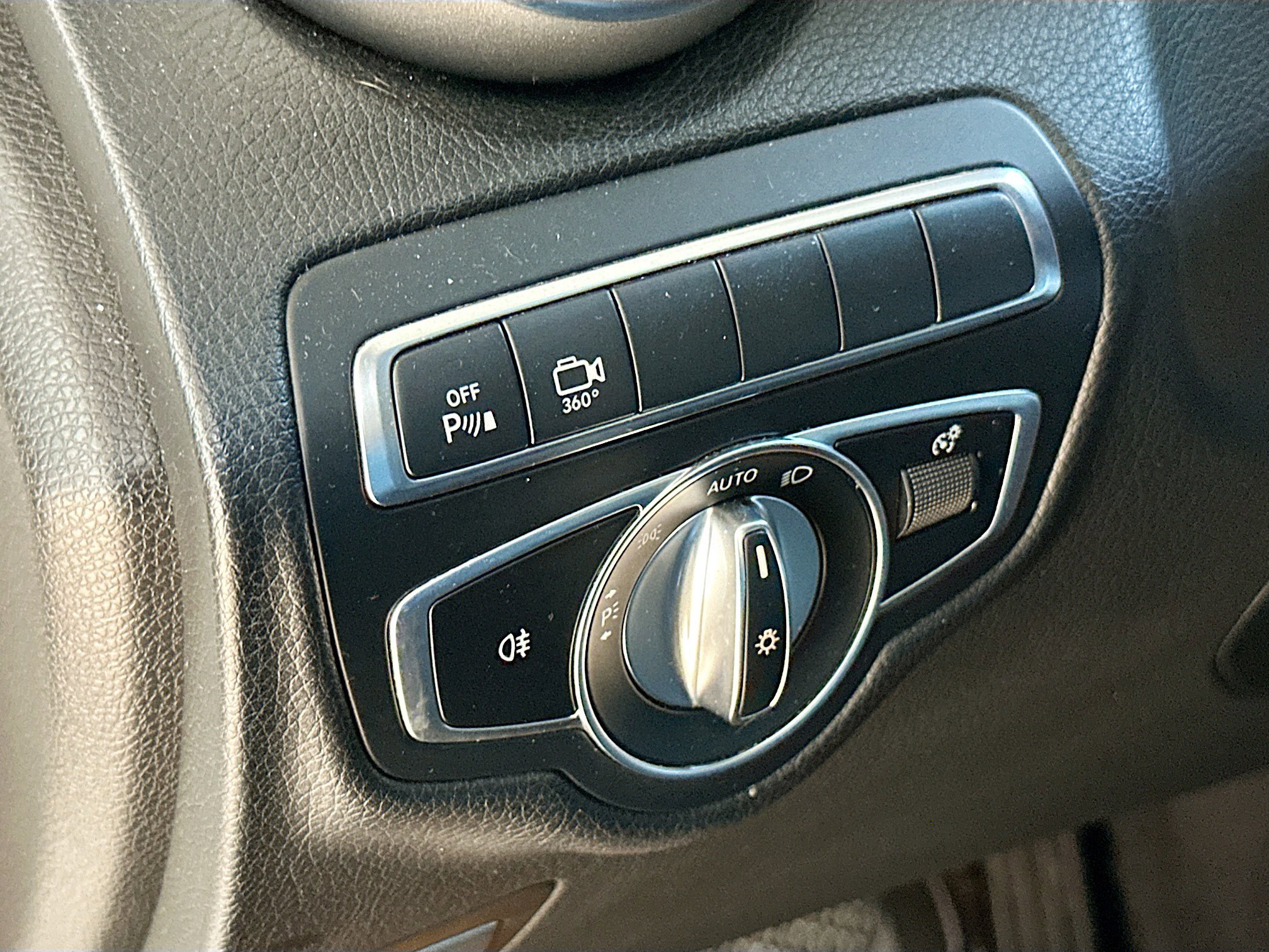 Used 2018 Mercedes-Benz GLC 300 image 10