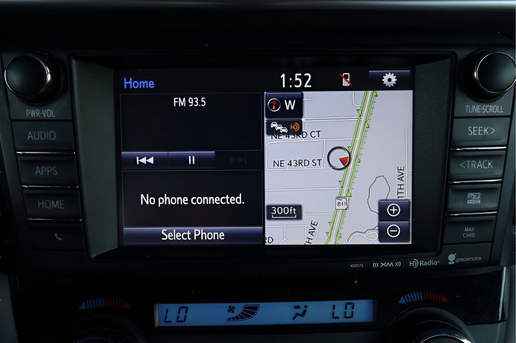 Used 2016 Toyota RAV4 Limited image 24