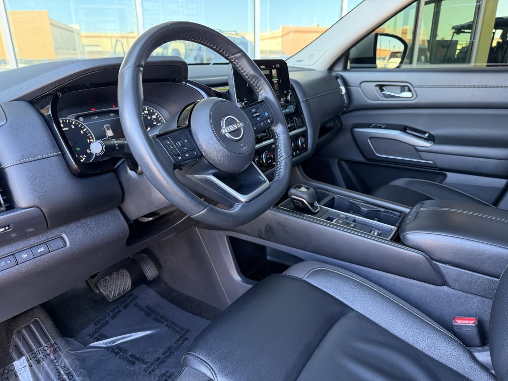 Used 2024 Nissan Pathfinder SL w/ SL Premium Package image 29