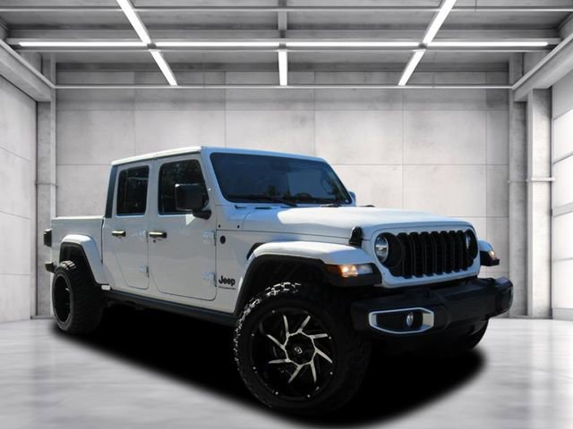 Used 2024 Jeep Gladiator Sport