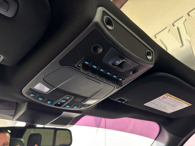 Used 2022 Ford F250 Platinum w/ FX4 Off-Road Package image 30