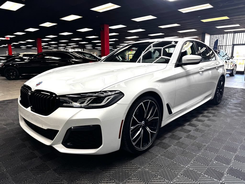 Used 2023 BMW M550i xDrive w/ Executive Package AWD/4WD image 7