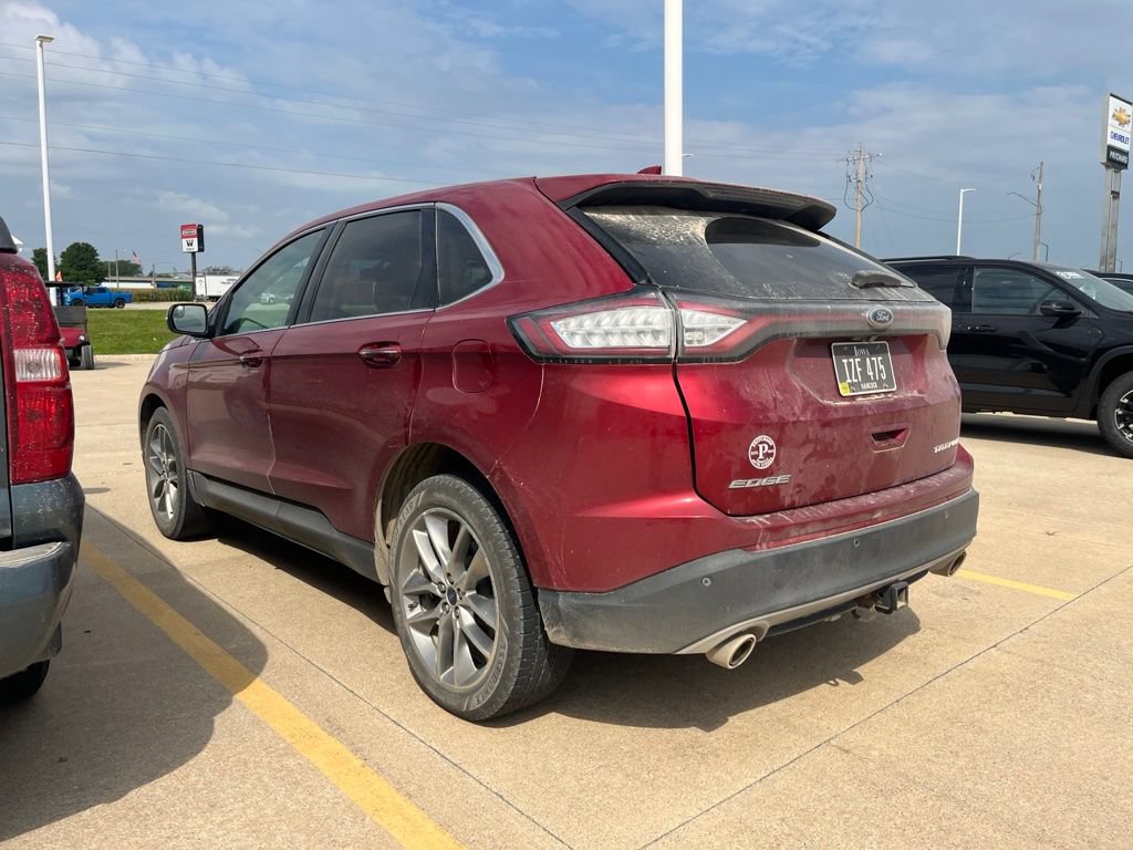 Used 2018 Ford Edge Titanium w/ Equipment Group 301A AWD/4WD image 3