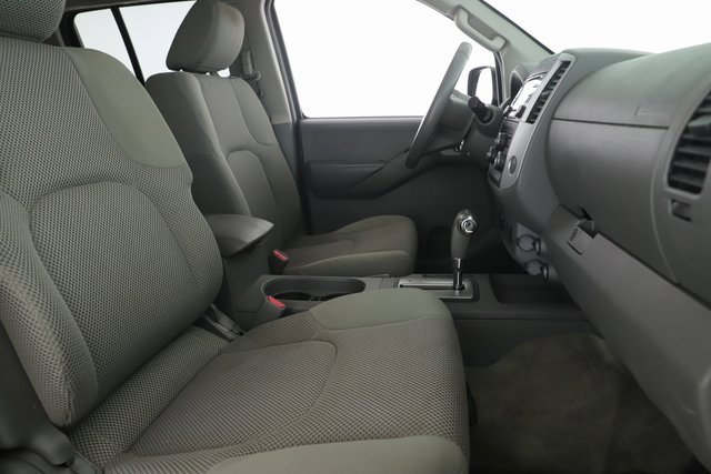 Used 2013 Nissan Frontier SV w/ SV Value Truck Pkg image 26