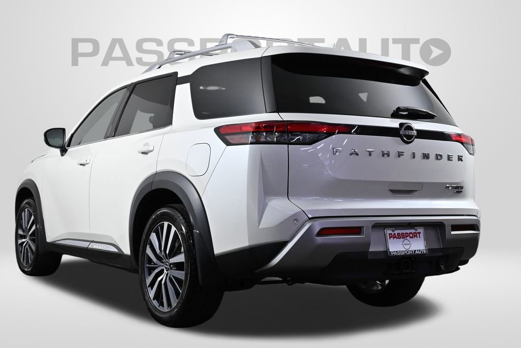 Used 2022 Nissan Pathfinder Platinum w/ Cargo Package image 7