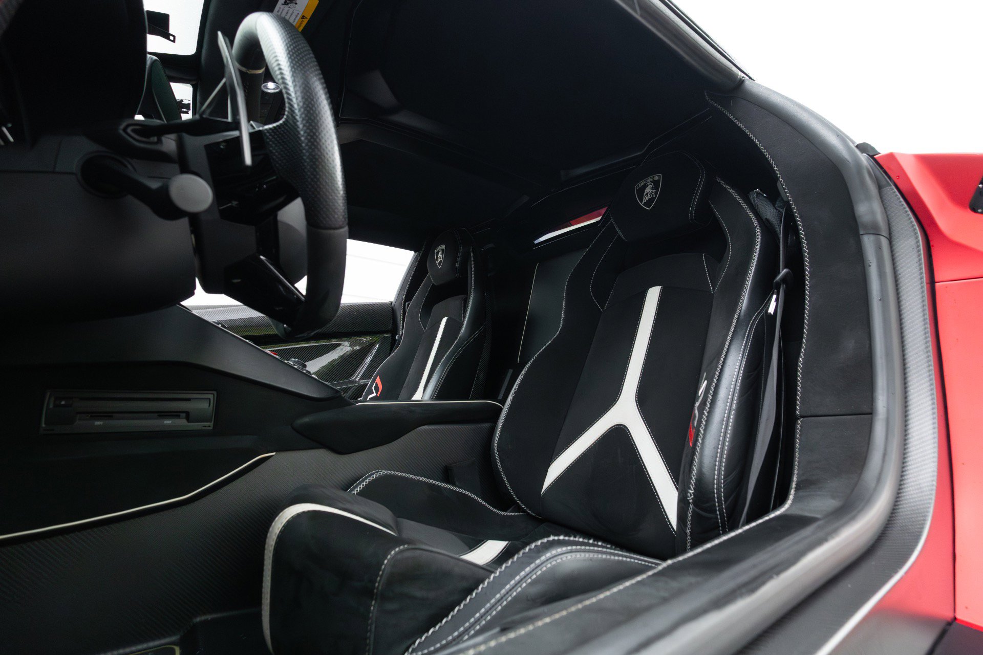 Used 2021 Lamborghini Aventador SVJ AWD/4WD image 64