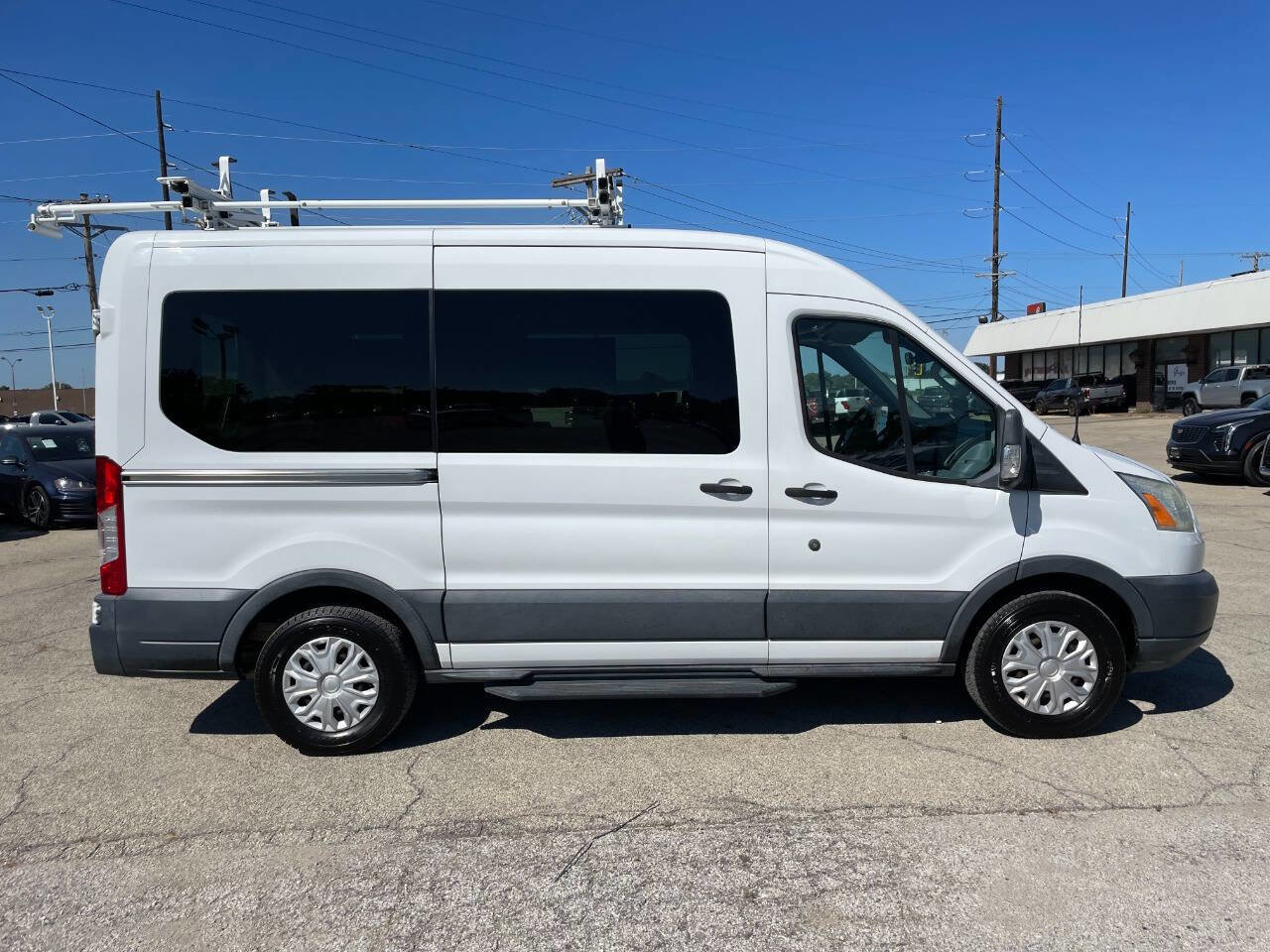 Used 2015 Ford Transit 150 XLT RWD image 6