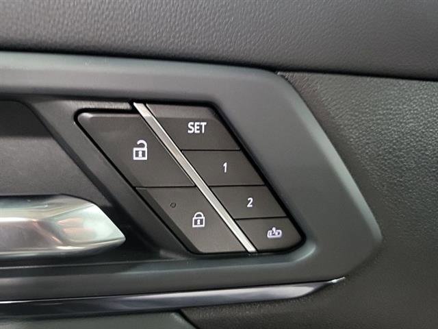 New 2026 GMC Terrain AT4 w/ Convenience Package III image 25