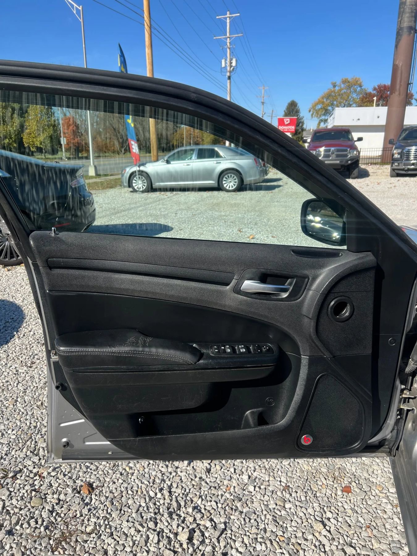 Used 2015 Chrysler 300 S image 8