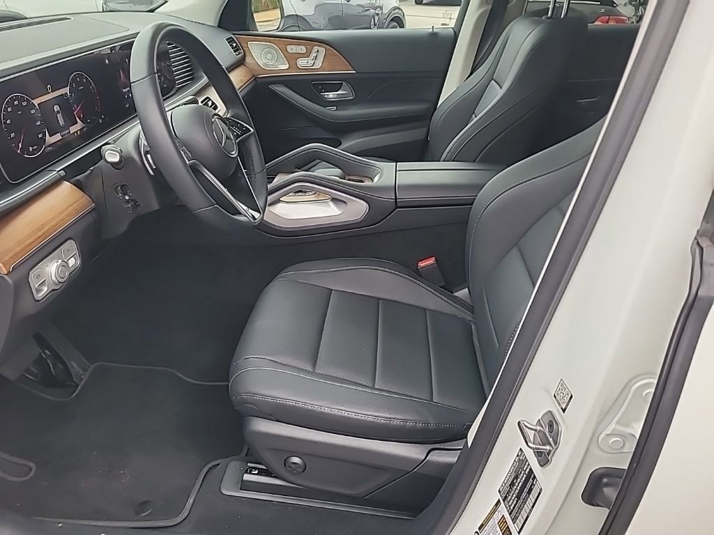 Used 2025 Mercedes-Benz GLE 350 4MATIC image 5