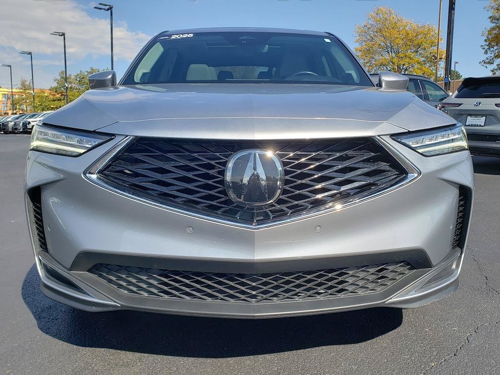 Certified 2025 Acura MDX w/ Technology Package AWD/4WD image 3