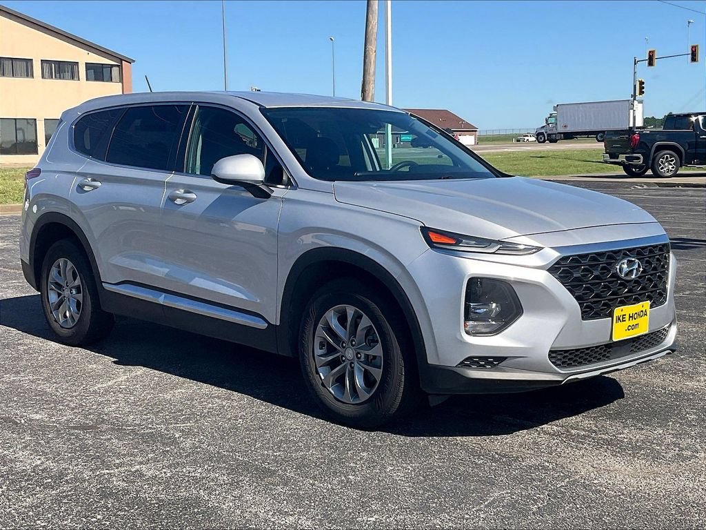 Used 2019 Hyundai Santa Fe SE FWD image 1