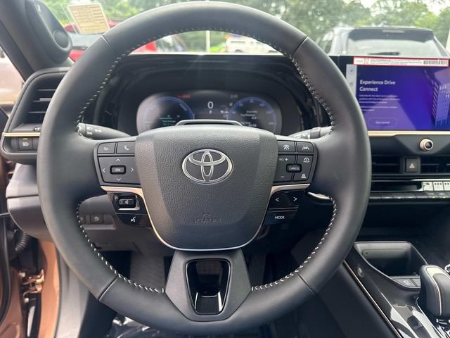 Used 2026 Toyota Crown w/ Advanced Technology Package AWD/4WD image 29