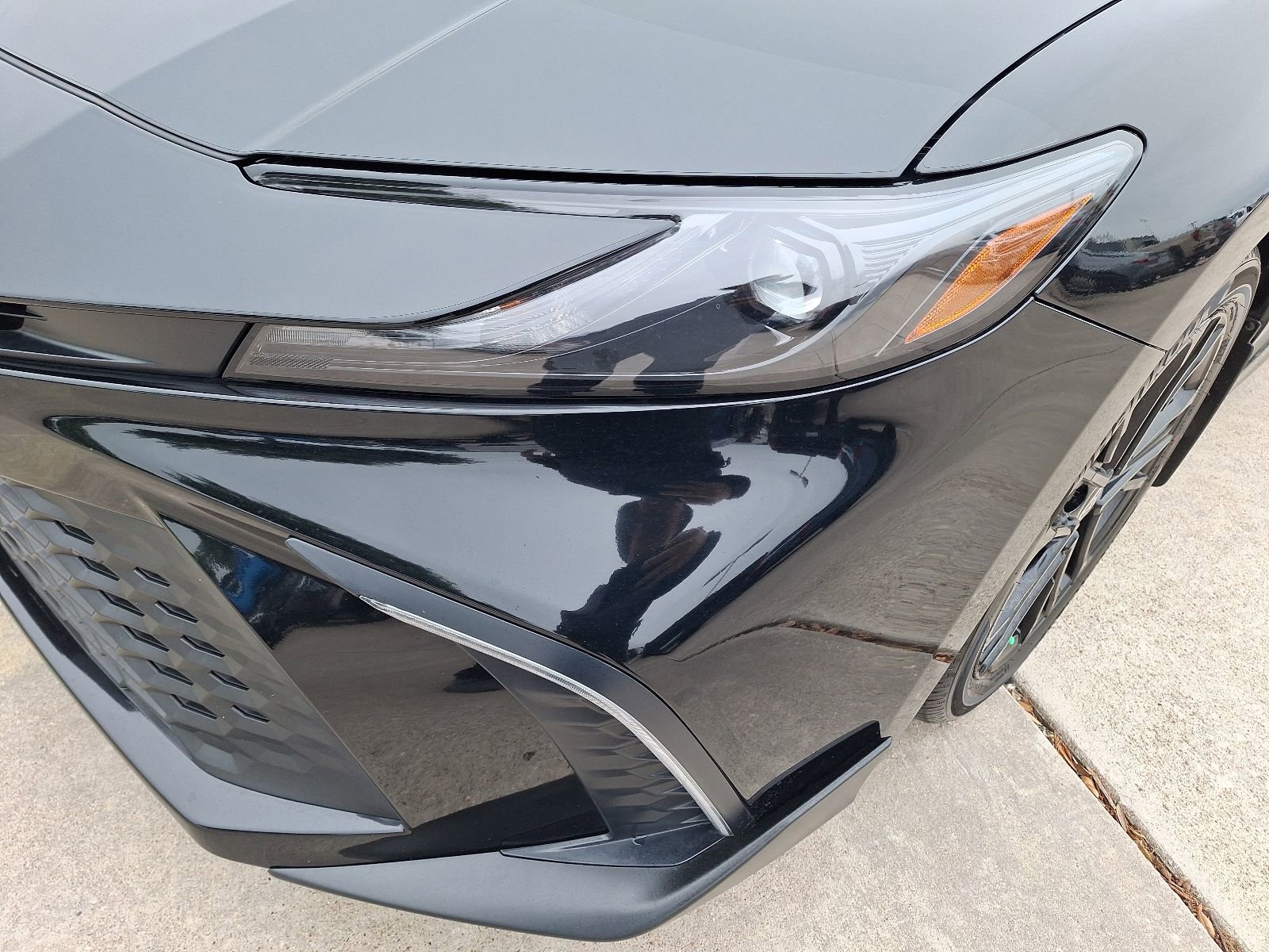 Used 2025 Toyota Camry SE FWD image 10