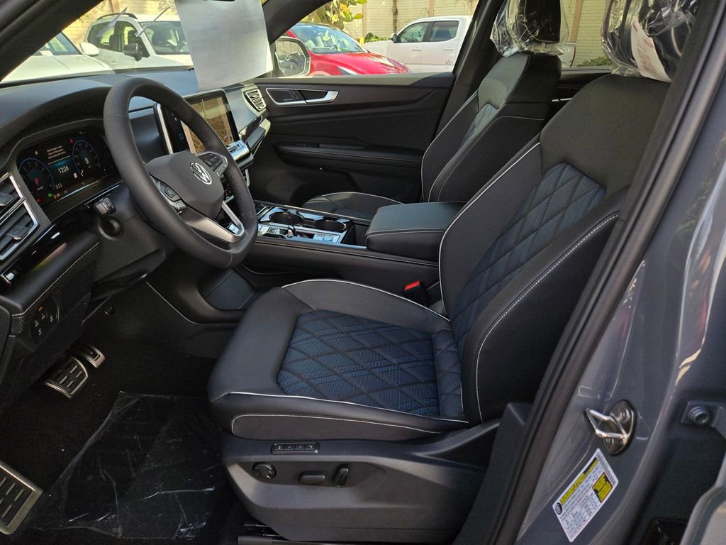 New 2026 Volkswagen Atlas Cross Sport SEL Premium R-Line image 6