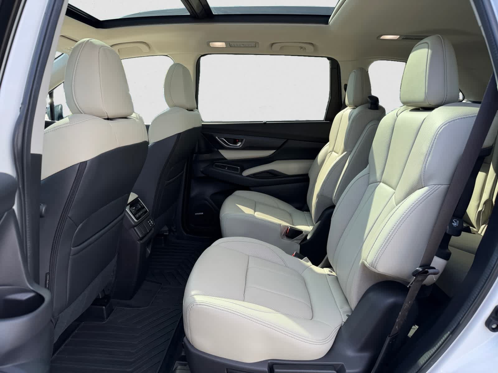Certified 2025 Subaru Ascent Limited AWD/4WD image 11