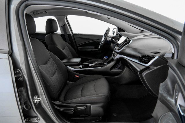 Used 2017 Chevrolet Volt LT w/ Comfort Package FWD image 32