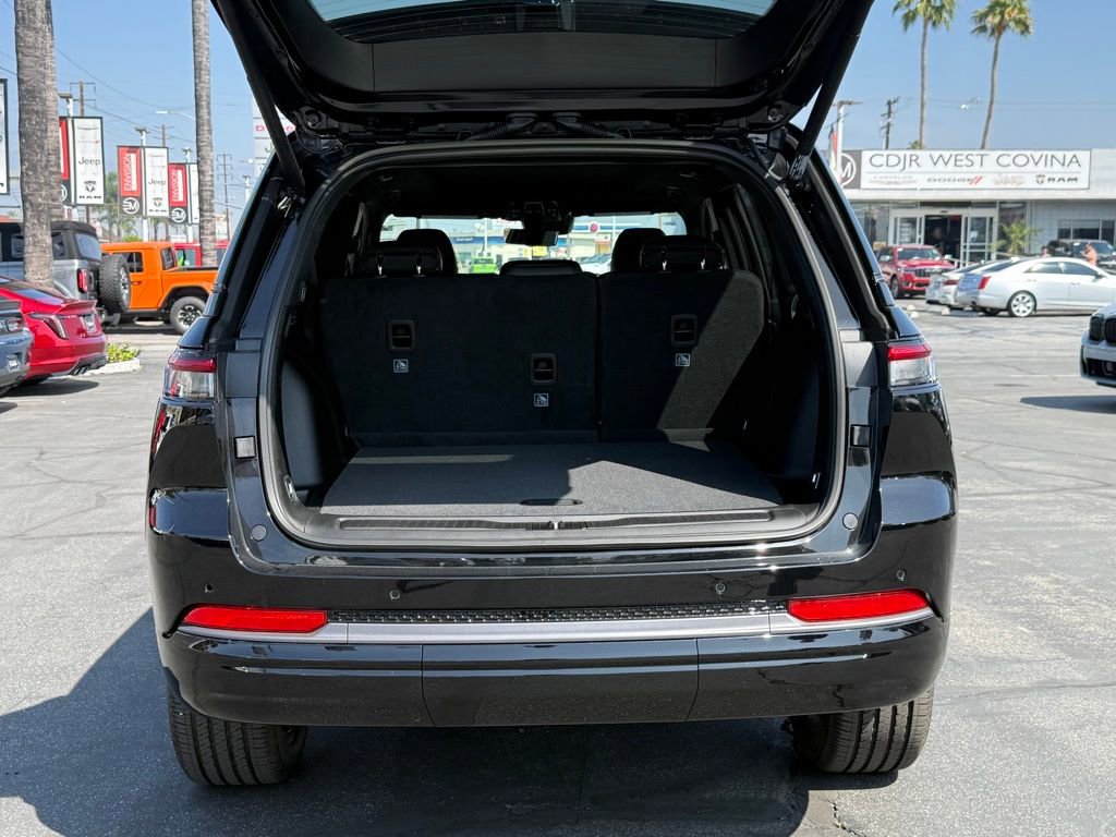 New 2026 Jeep Grand Cherokee Limited Reserve image 13