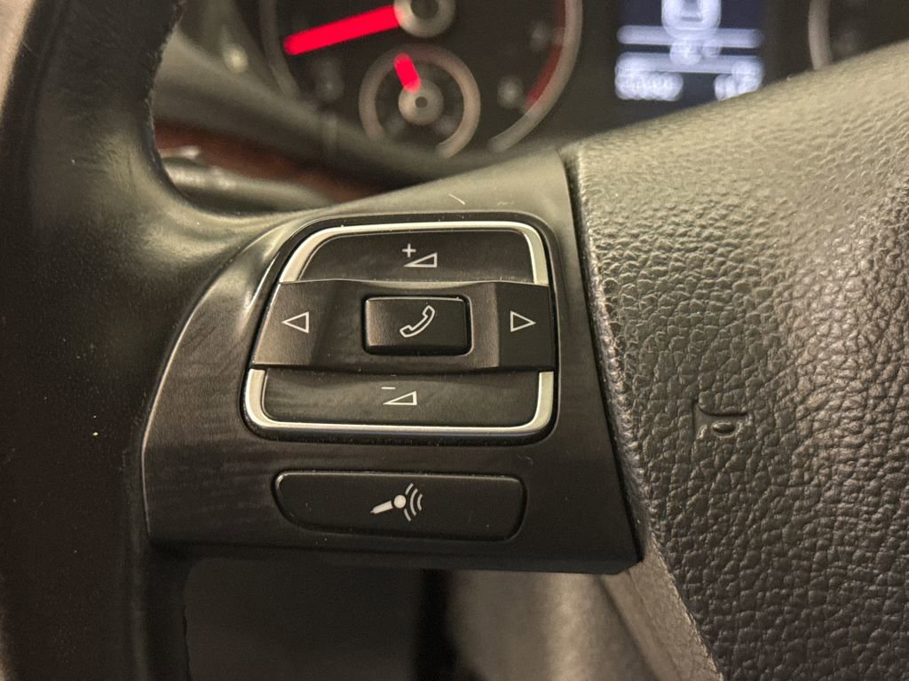 Used 2012 Volkswagen Passat 2.5 SEL image 29