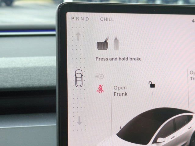 Used 2025 Tesla Model 3 Long Range image 14