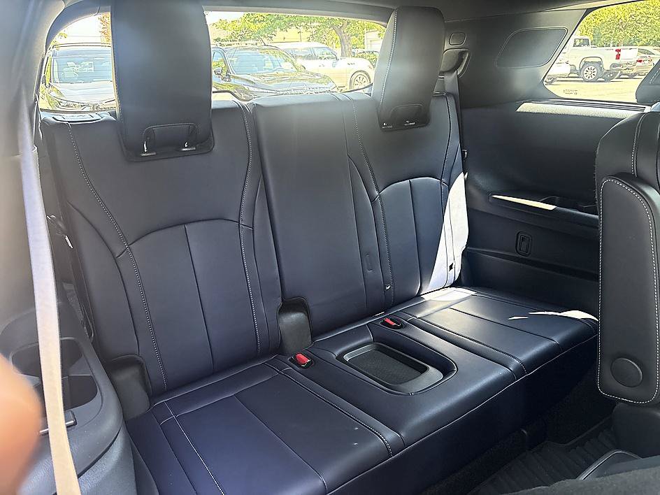 Certified 2026 INFINITI QX60 Sport w/ Dark Cargo Package AWD/4WD image 23