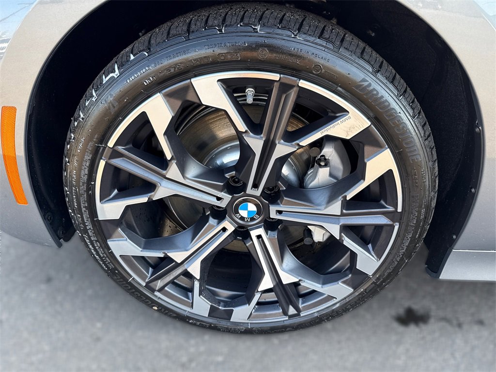 New 2025 BMW 330i Sedan w/ Premium Package image 15