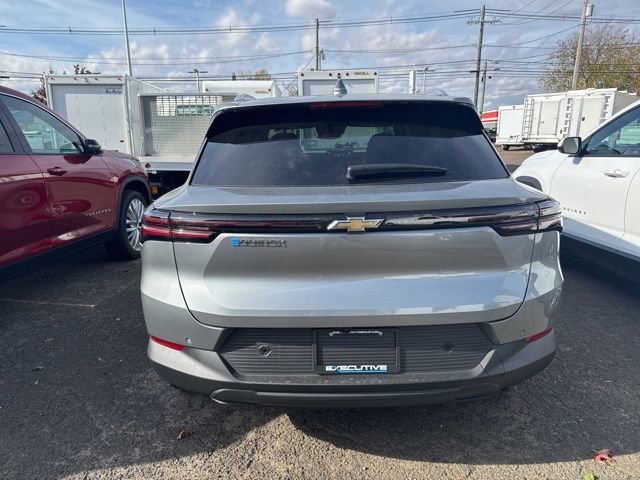 New 2026 Chevrolet Equinox EV LT FWD image 3