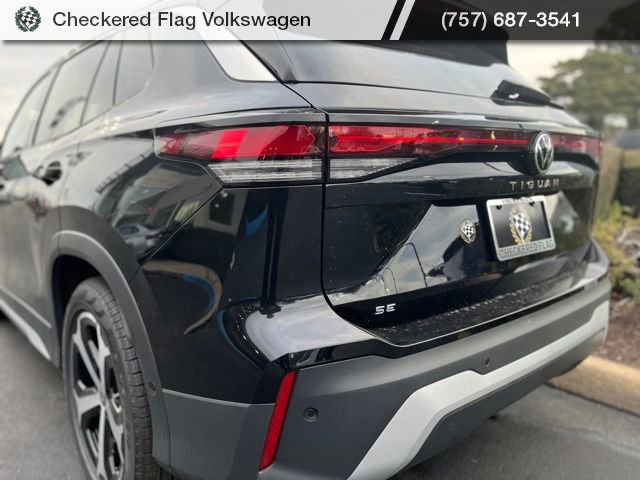 New 2026 Volkswagen Tiguan SE image 9