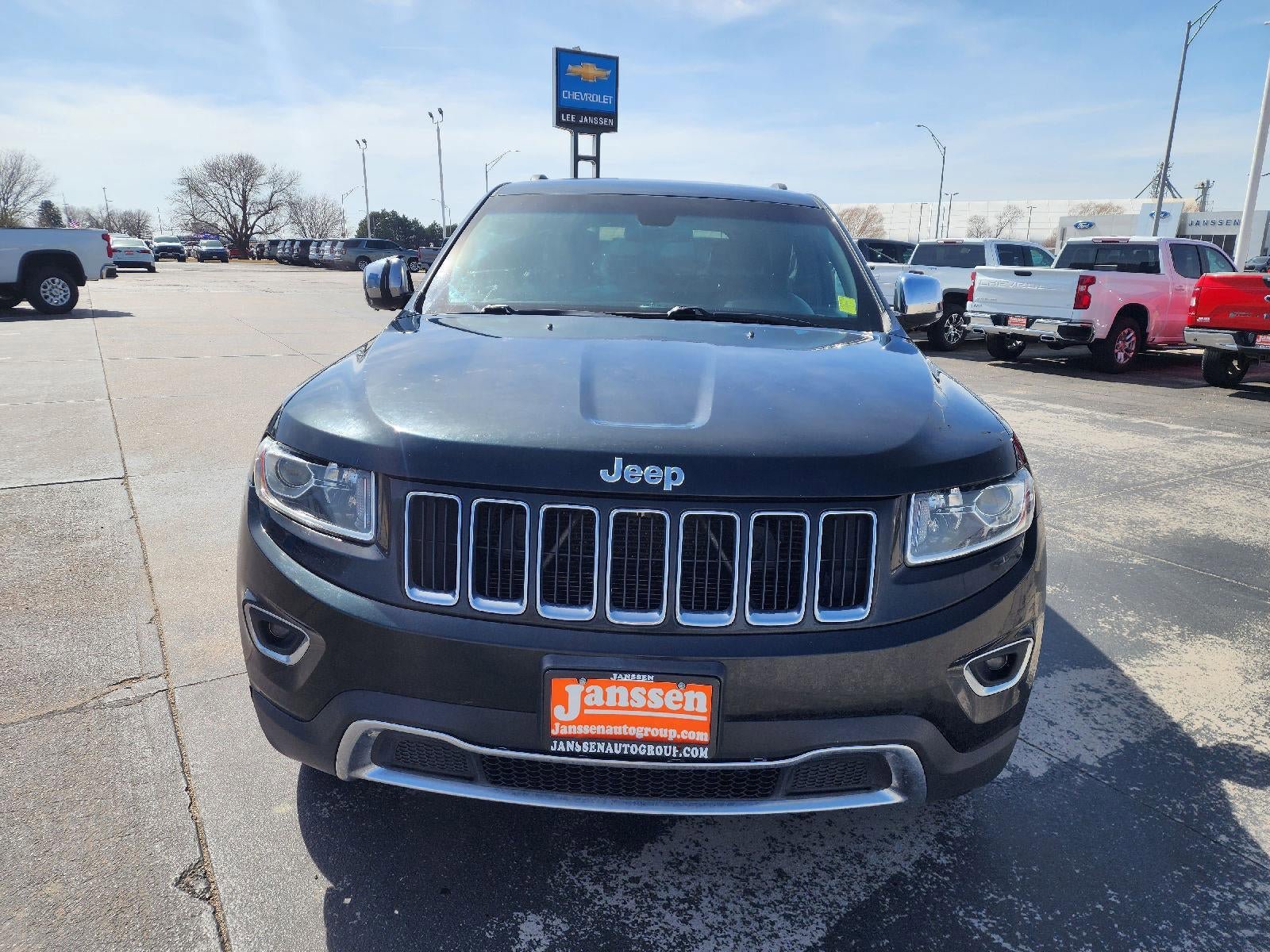 Used 2014 Jeep Grand Cherokee Limited AWD/4WD image 2