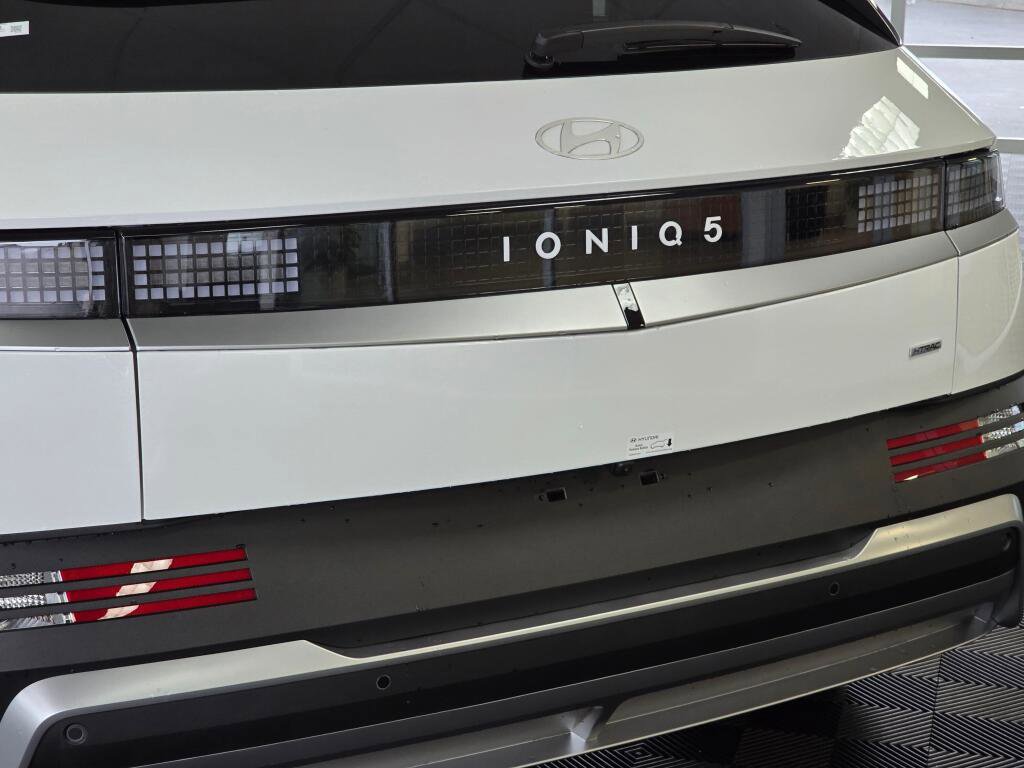 New 2026 Hyundai Ioniq 5 SEL image 13
