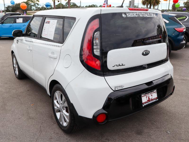 Used 2016 Kia Soul + FWD image 3