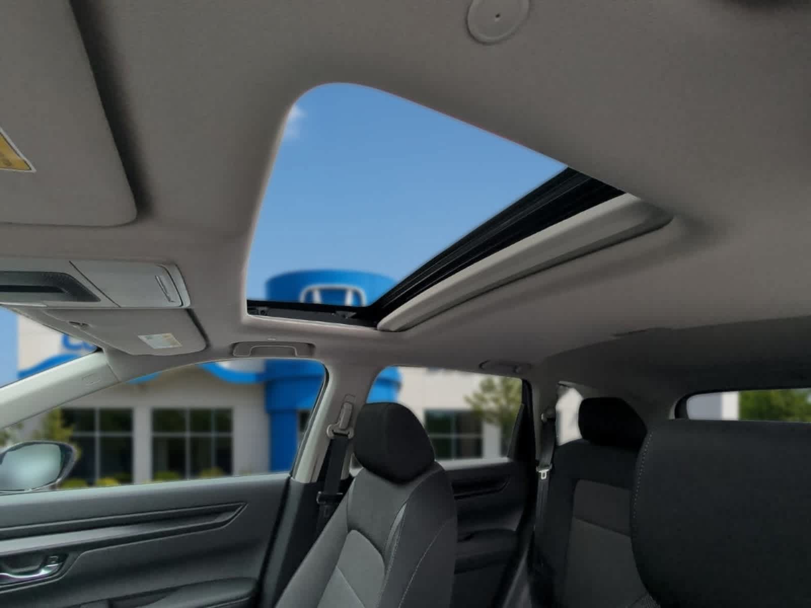 Used 2025 Honda CR-V EX image 26