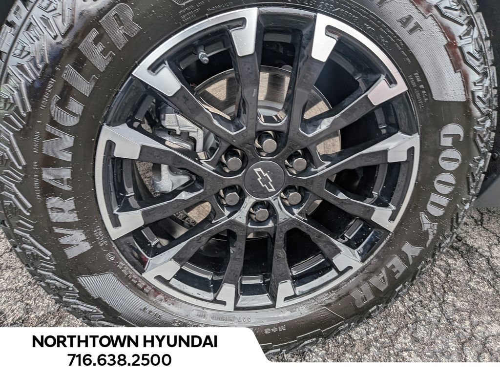 Used 2025 Chevrolet Traverse Z71 w/ Enhanced Driving Package AWD/4WD image 49